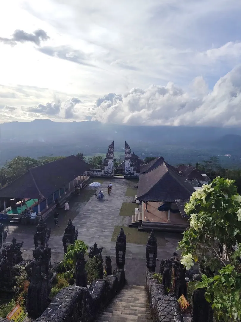 Pura Lempuyang 3