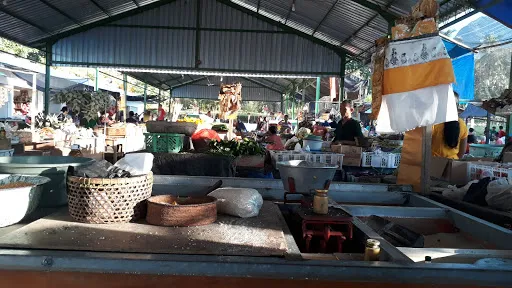 TRADITIONAL MARKETS Seraya 4