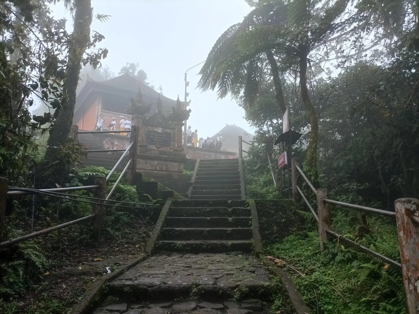 Pura Lempuyang Luhur 3