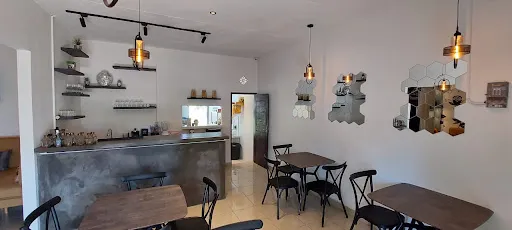 TOPAZ Kitchen 1