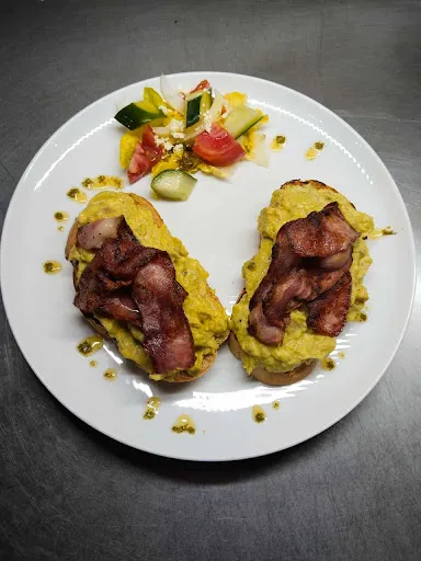 Deloise Restaurant 2