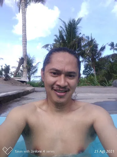 Kolam renang 1