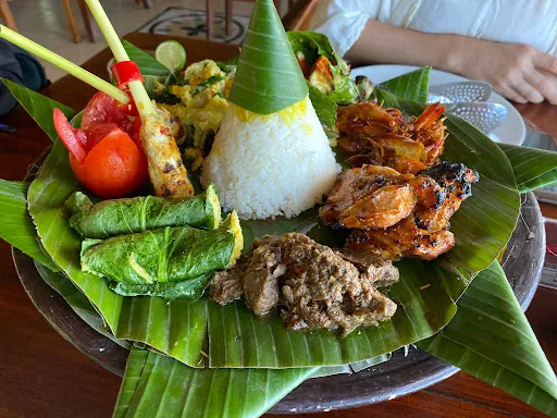TIrta Ayu Restaurant 1