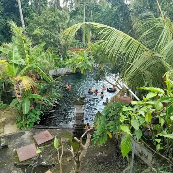 Pemandian Tirta Ujung 1