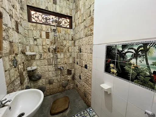 Narafa's Guest House 2