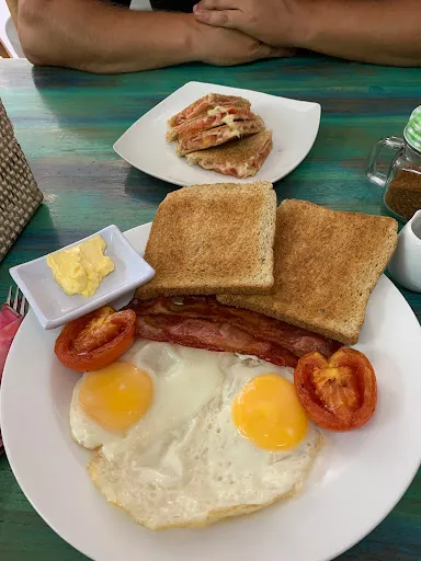 Wacky Jacky's Bali & WJ's Coffee Shop 2