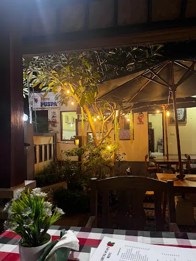 Warung Puspa Candidasa 1
