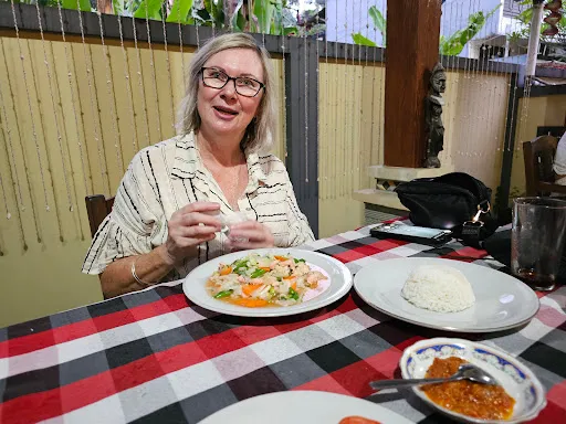 Warung Puspa Candidasa 3