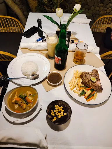 Warung Candidasa Moka 1