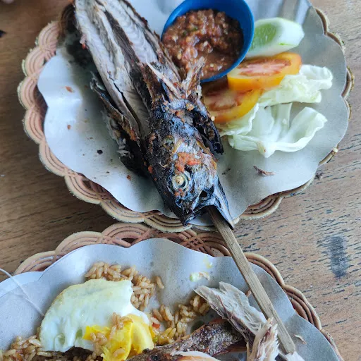 Warung Ikan Bakar Lapak Anti Galao 4