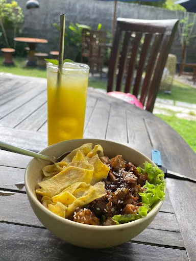 Warung Batas Kota 2