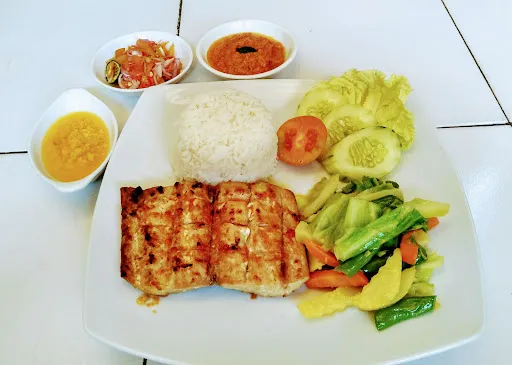 Yantria cafe 1