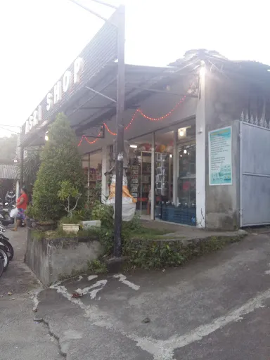 Asri Shop Candidasa 3