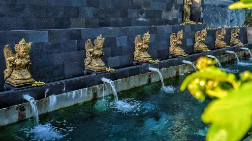 Pancoran Pengelukatan Sapta Gangga 1