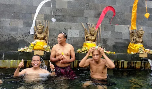 Pancoran Pengelukatan Sapta Gangga 3