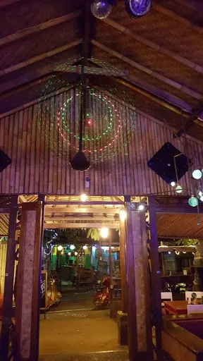 Omang Omang Bar And Diner. 1