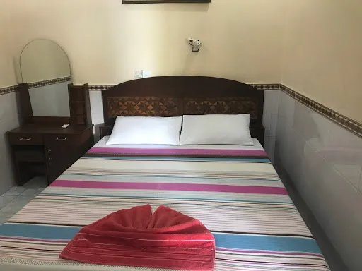 Kembar inn 3