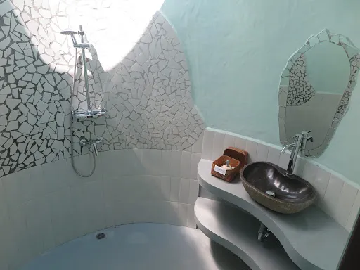 Bamboo Paradise Guesthouse and Hostel 3