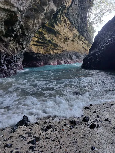 Secret Beach 4