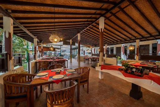 Padangbai Hotels 3