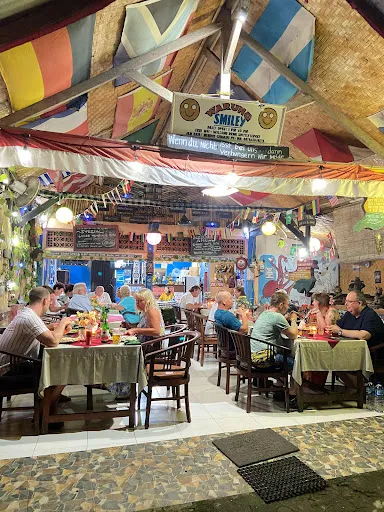 Warung Smiley 3