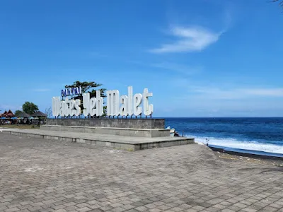 Wates Yeh Malet Beach 4