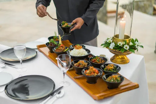 The Restaurant at Amankila 1