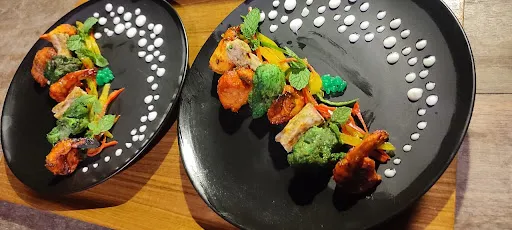 QNARA INDIAN FOOD RESTAURANT 4