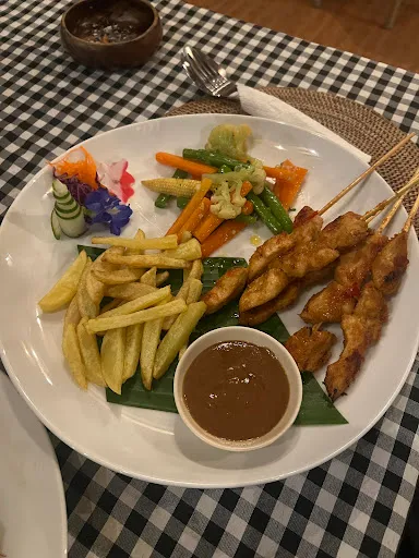 Radha Warung 4
