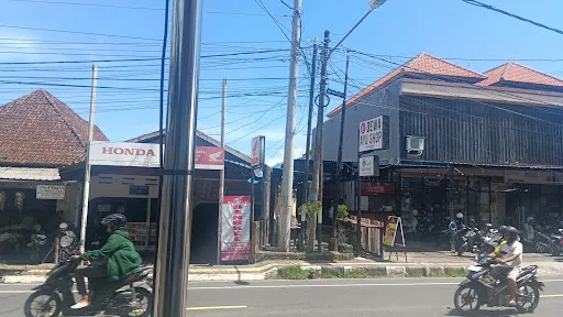 Dewa Ayu Shop Klungkung 1