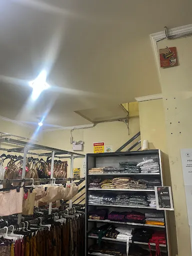 Dewa Ayu Shop Klungkung 2