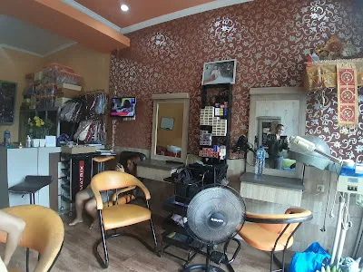 Day In Beauty Salon Klungkung 1