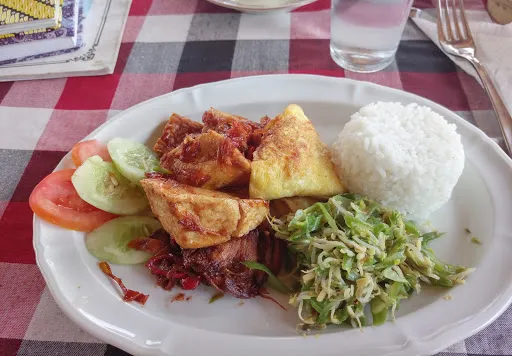 The Bukit Artha Warung & Home Stay 2