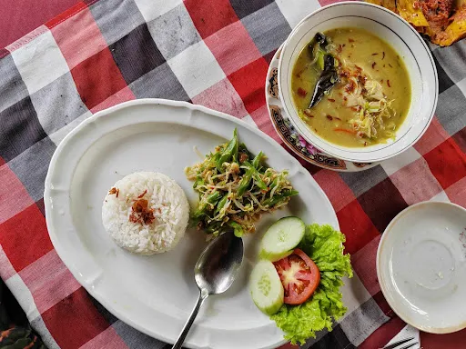 The Bukit Artha Warung & Home Stay 3