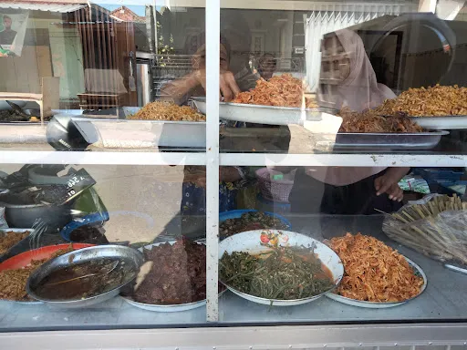 Warung Muslim Bu Apid 2