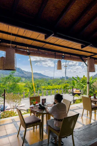 ATI'S RESTAURANT @ Subak Tabola Villa 3