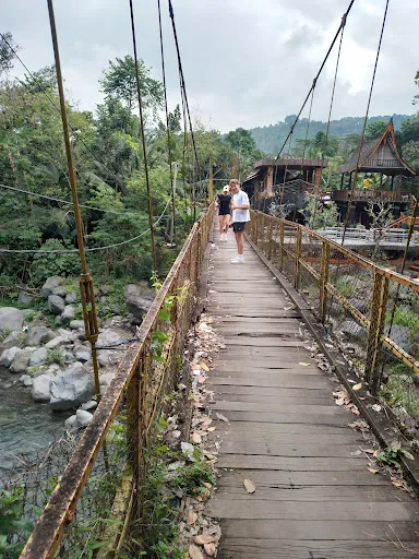 NYOMAN SIDEMEN TREKKING 4