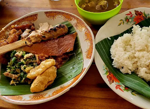 Warung Babi Guling Bu Ardani 2