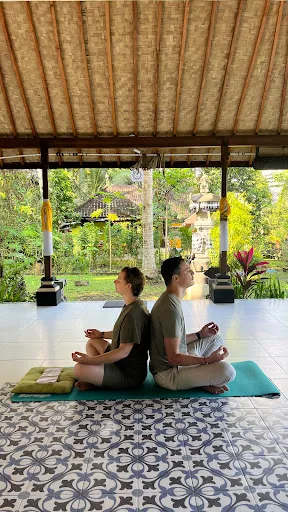 Sidemen Laksmi Yoga 1