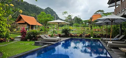 Kubu Sakian Villa And Restaurant 2
