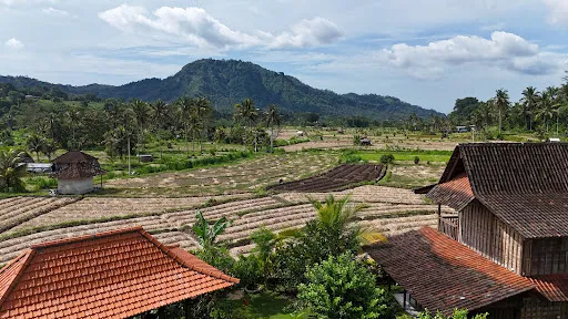 Kubu Sakian Villa And Restaurant 4