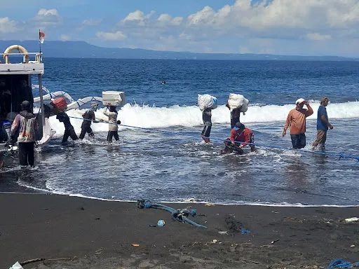 Pelabuhan Tribuana 2