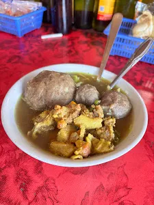 BAKSO SOTO BALUNG BABI TIINGADI 3