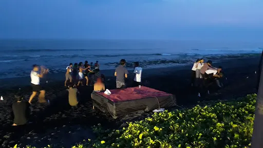 Keramas Beach Camping Grounds 2