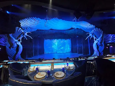 Varuna Underwater Theatrical Dining 1