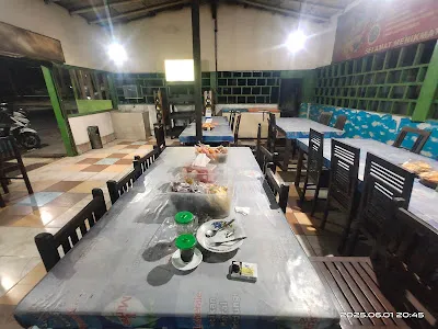 Warung Bebas (Hidayah Bali Catering) 3