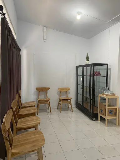 Praktek Fisioterapi (Made Wahyu Cahyadi, S.Ft., Ftr.) 2