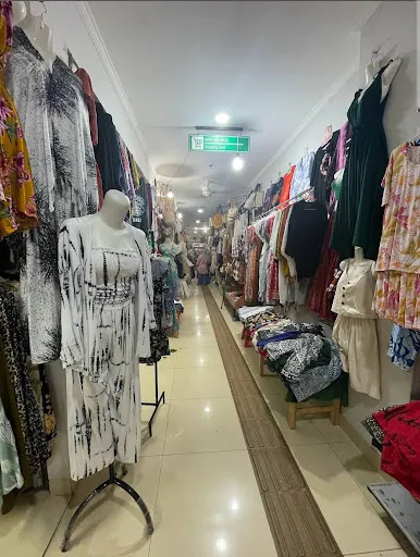 pasar sukawati baru 4