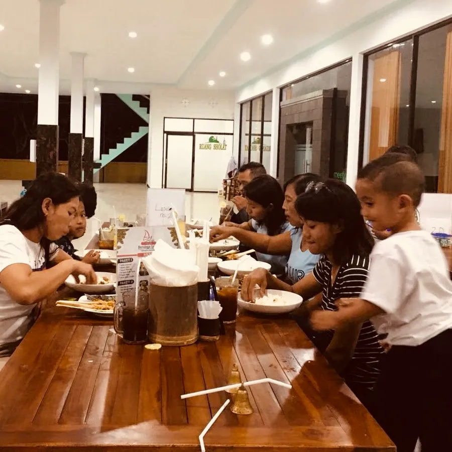 Warung Bendega Lebih 2