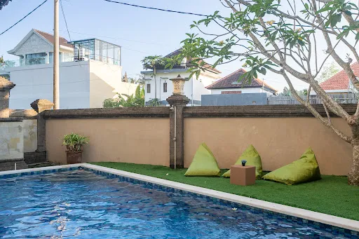 Starloka Saba Bali